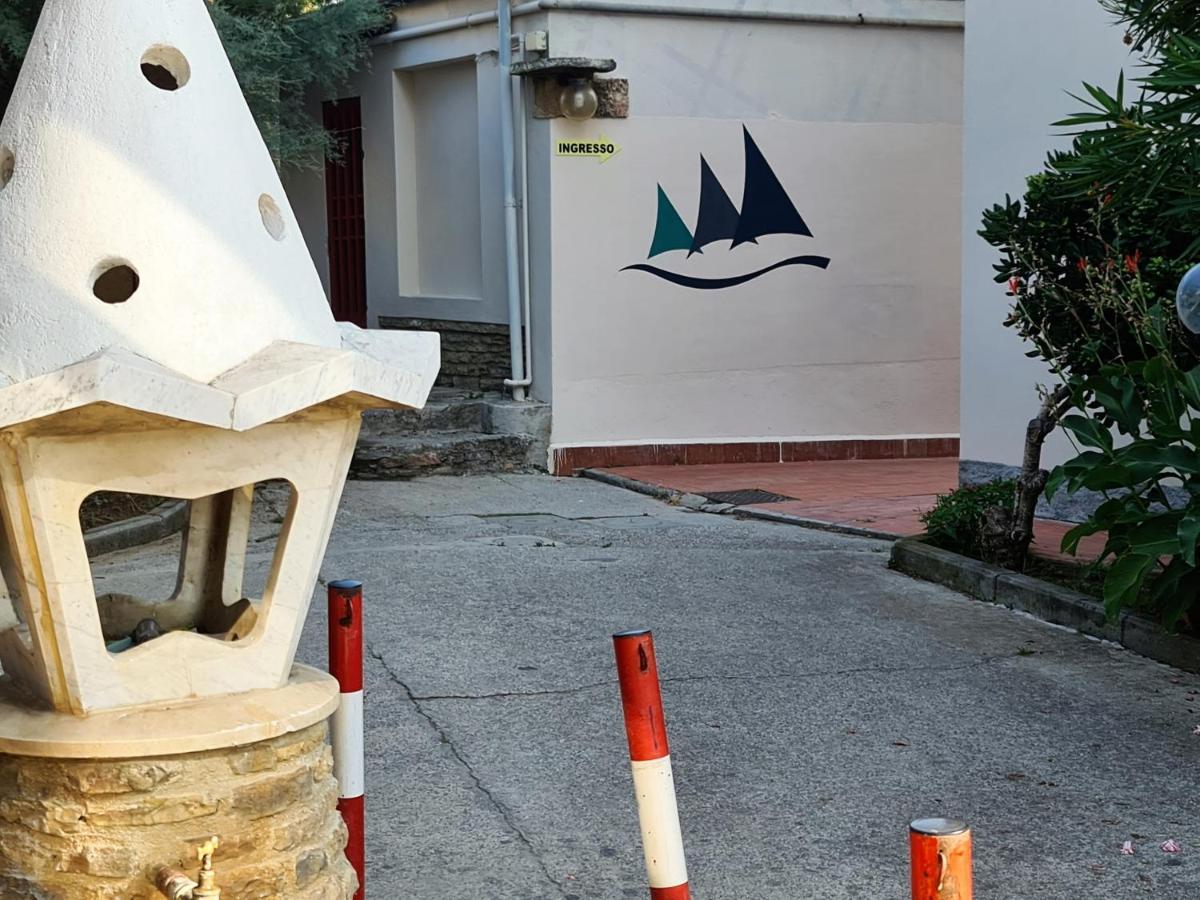 Caravel Monolocale Villa Camaiore Bagian luar foto