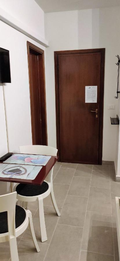 Caravel Monolocale Villa Camaiore Bagian luar foto