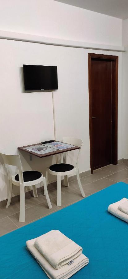 Caravel Monolocale Villa Camaiore Bagian luar foto