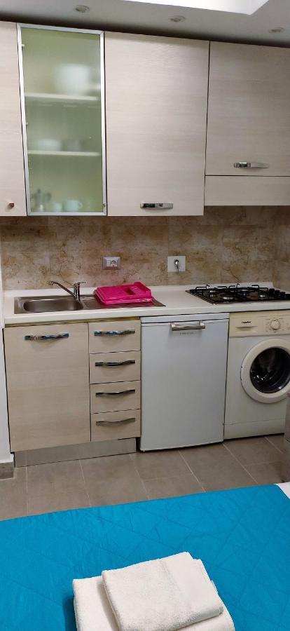 Caravel Monolocale Villa Camaiore Bagian luar foto