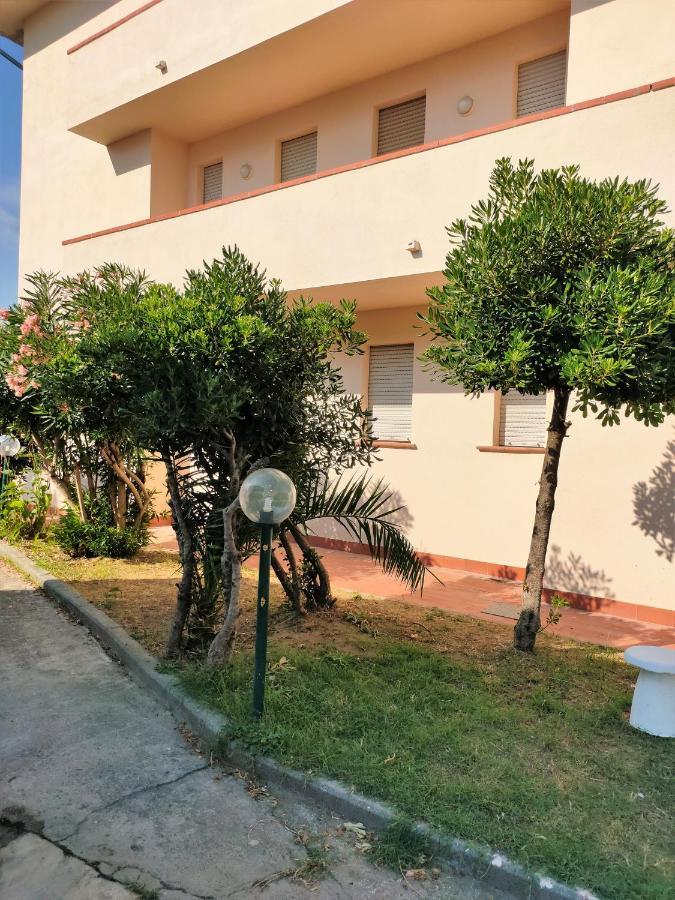 Caravel Monolocale Villa Camaiore Bagian luar foto